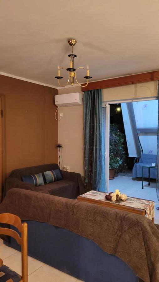 M&M Airport Stop Garden Apartment Spáta Eksteriør bilde