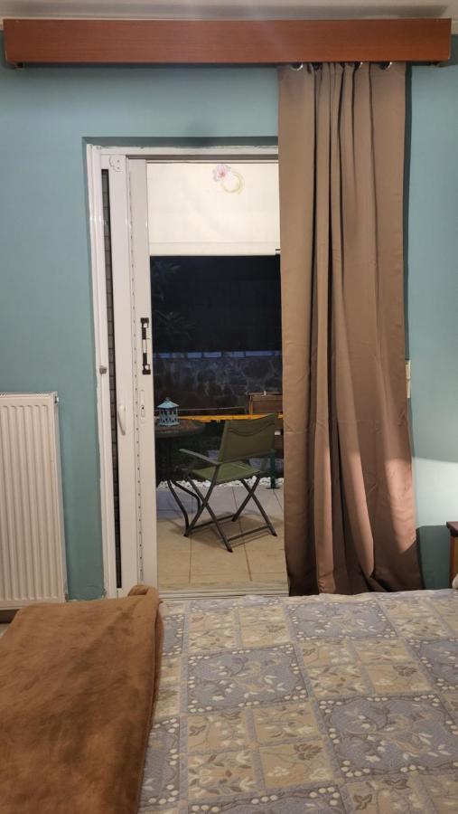 M&M Airport Stop Garden Apartment Spáta Eksteriør bilde